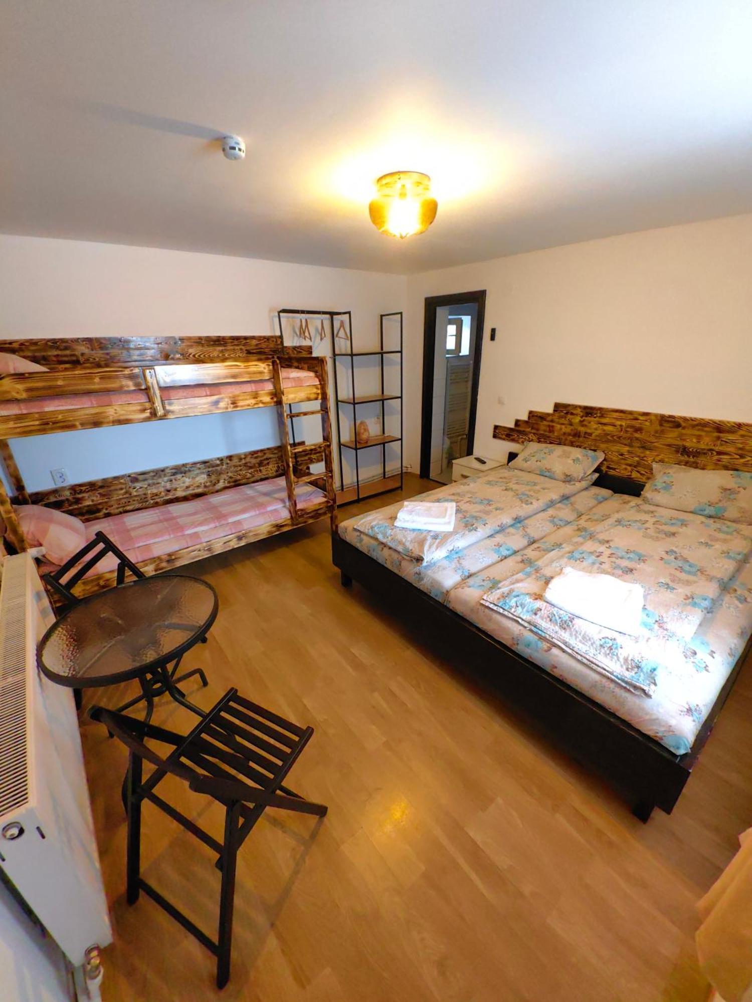 Apartamento Casa MATEO Topliţa Habitación foto