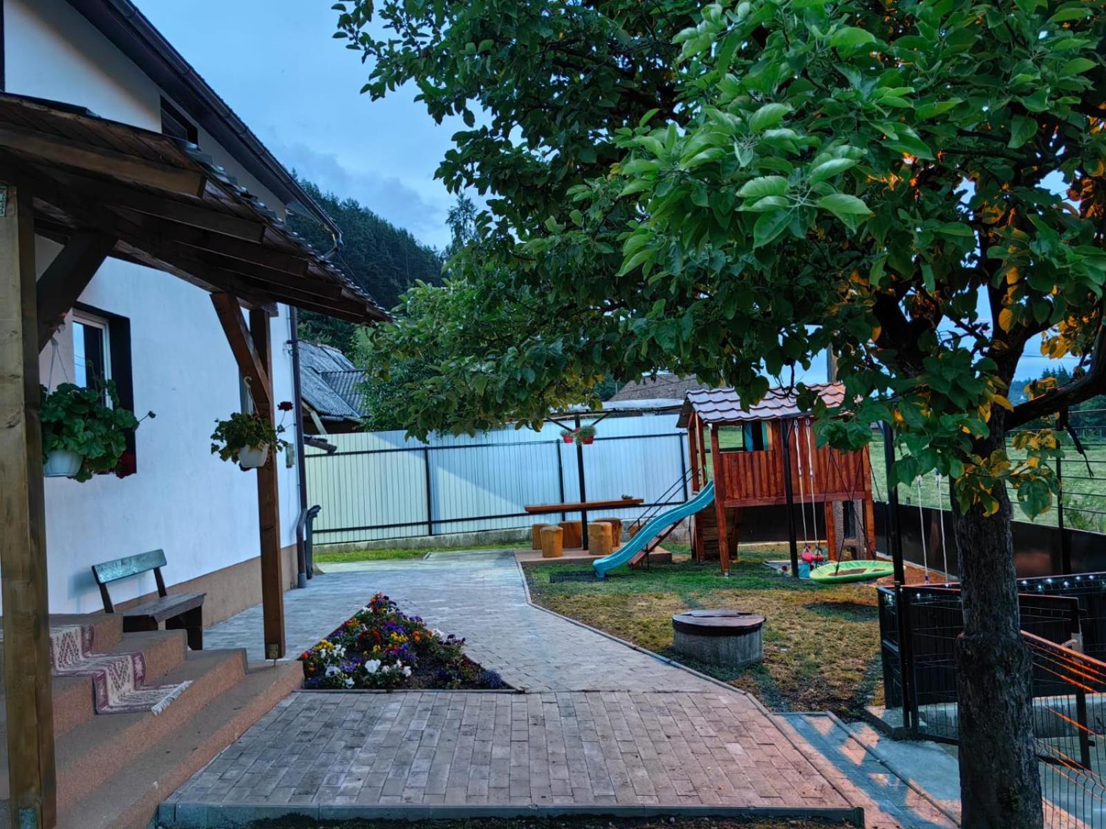 Apartamento Casa MATEO Topliţa Exterior foto